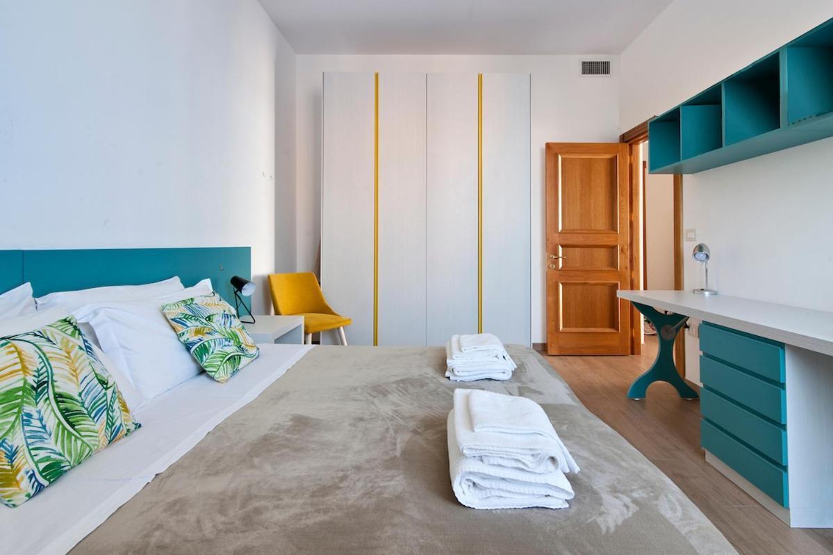 Residence De Franchis - Smart Apartments Лечче Екстер'єр фото