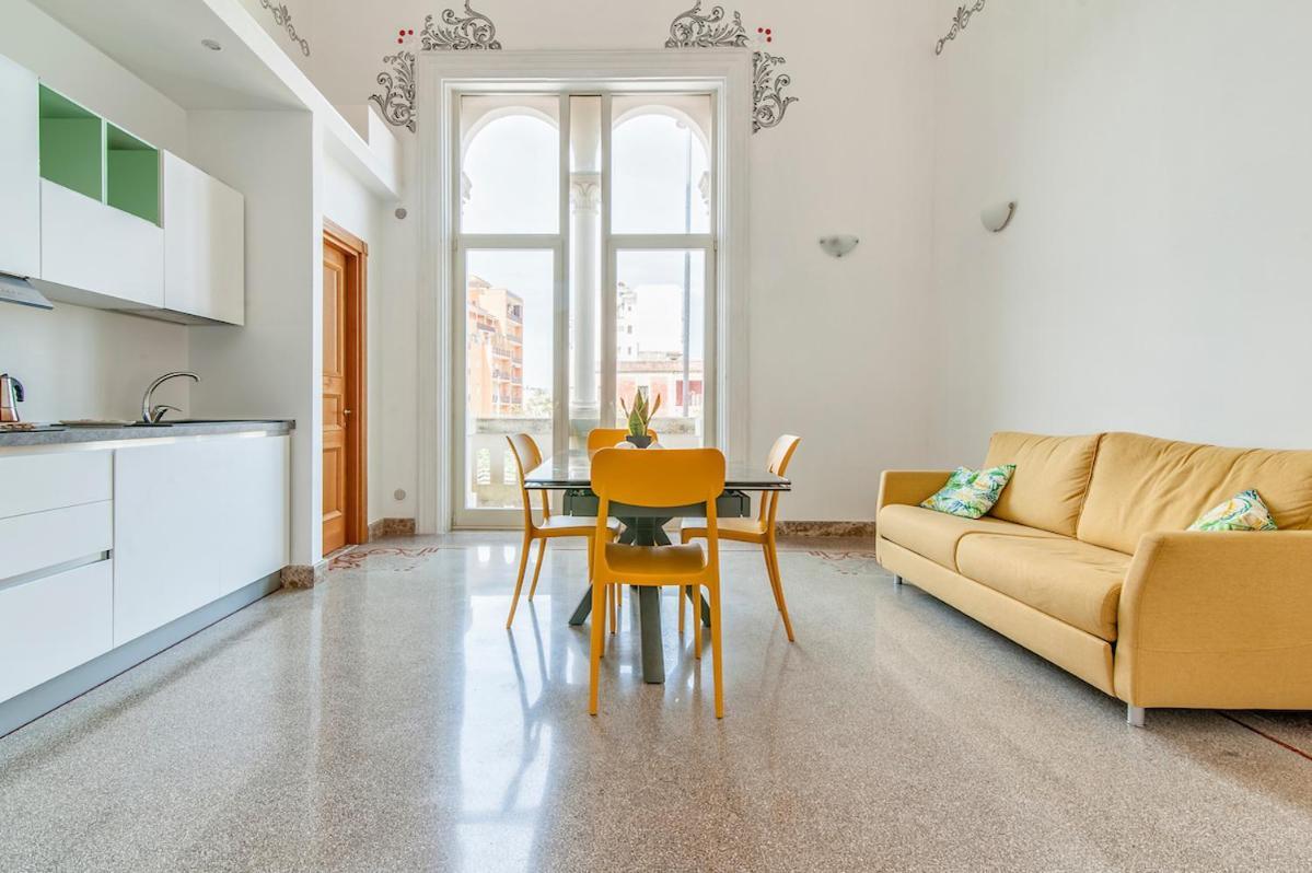 Residence De Franchis - Smart Apartments Лечче Екстер'єр фото
