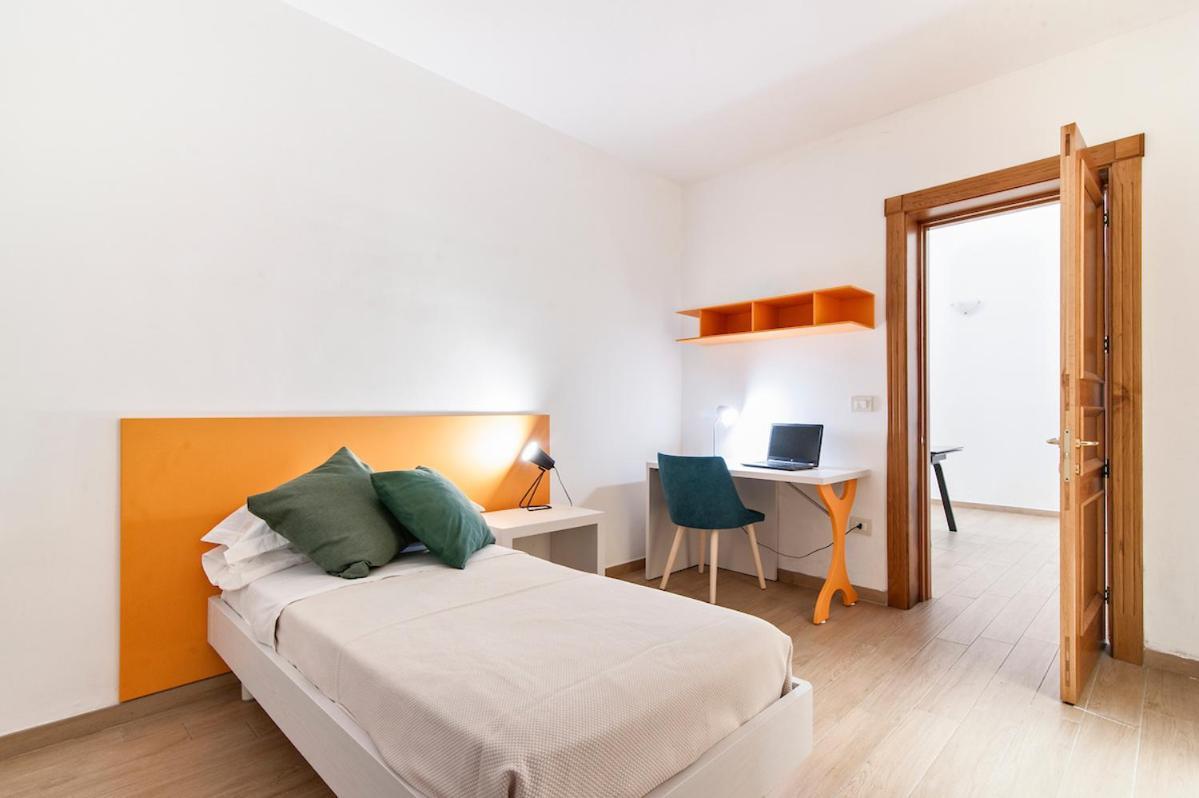 Residence De Franchis - Smart Apartments Лечче Екстер'єр фото