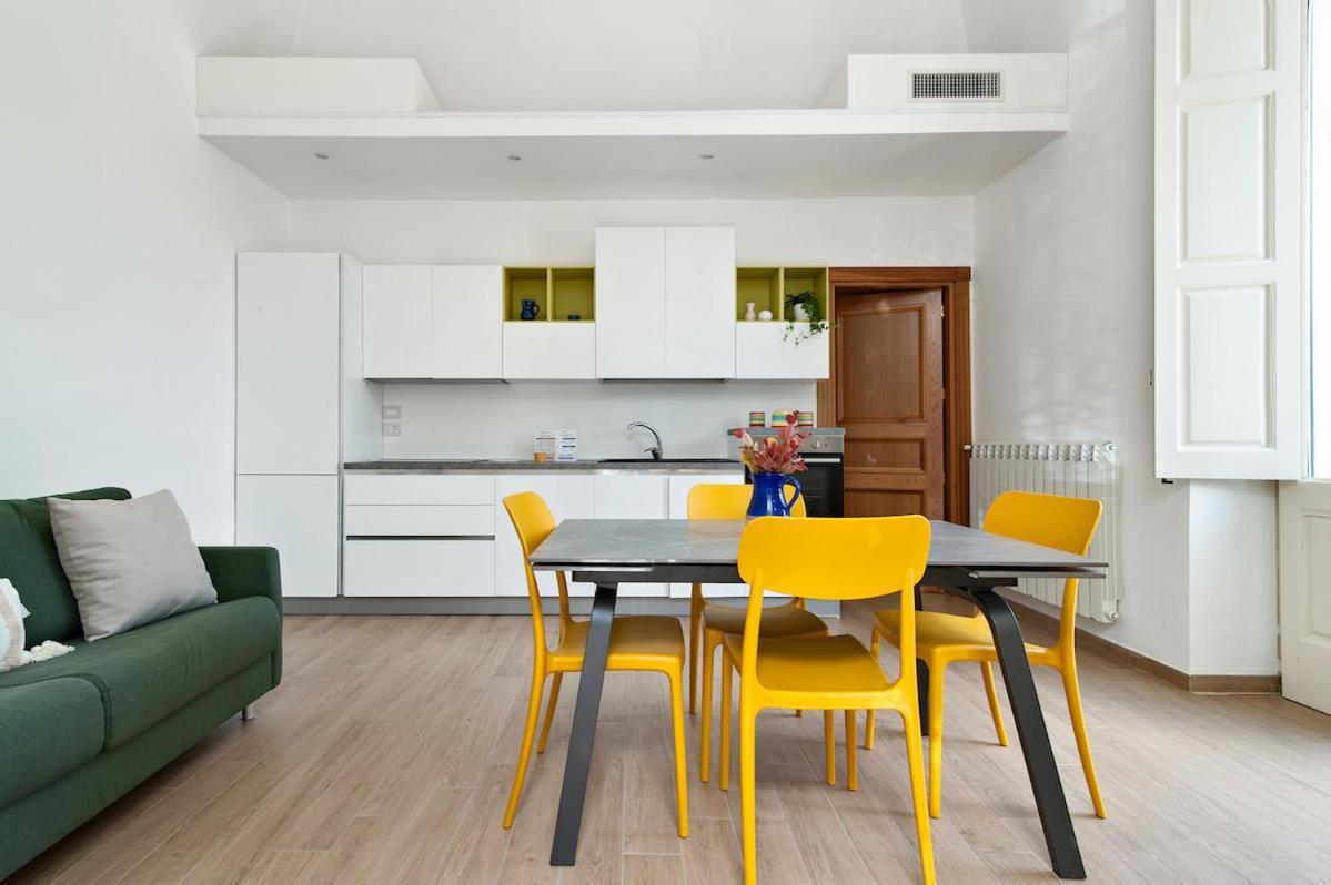 Residence De Franchis - Smart Apartments Лечче Екстер'єр фото
