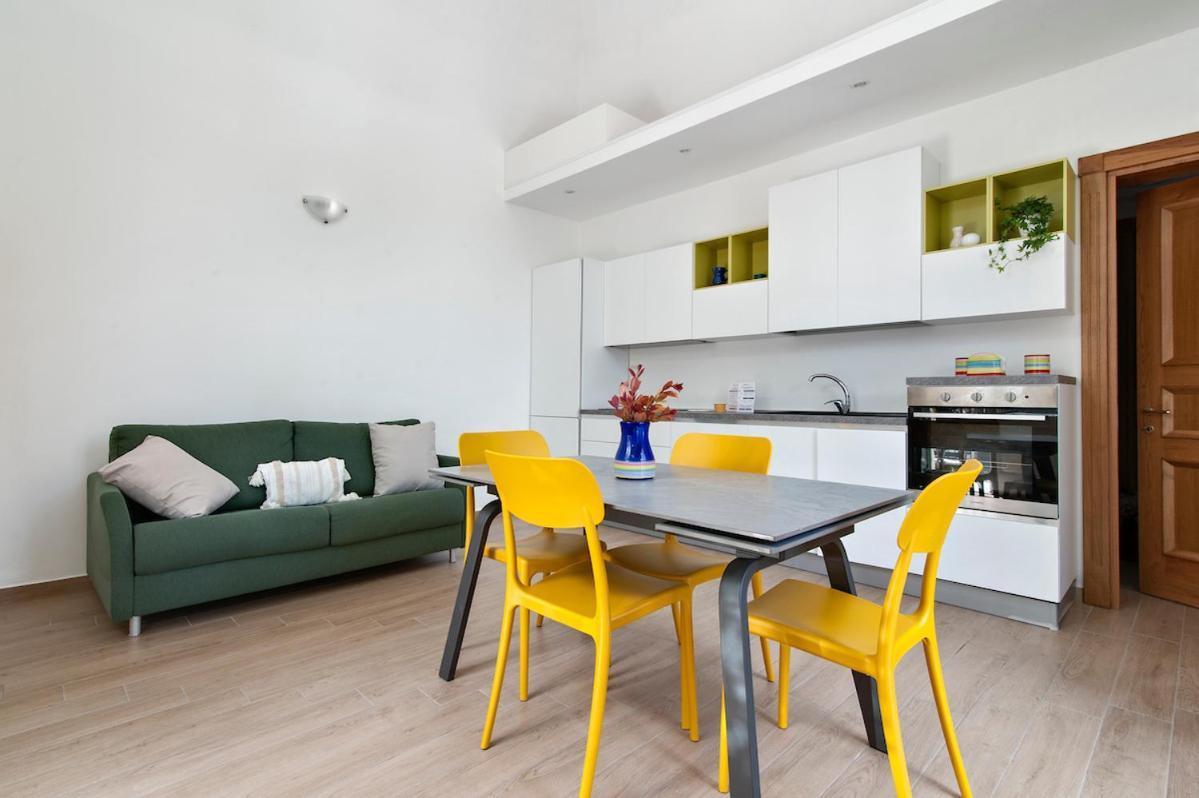 Residence De Franchis - Smart Apartments Лечче Екстер'єр фото
