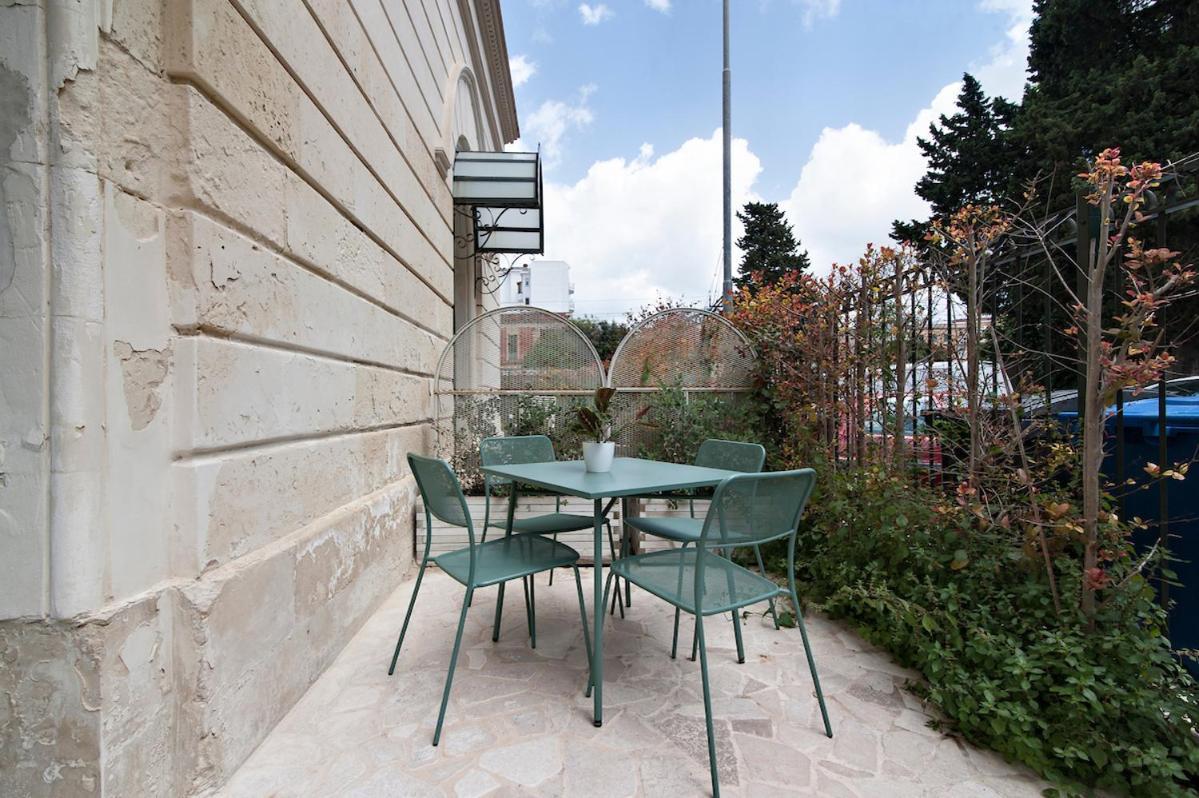 Residence De Franchis - Smart Apartments Лечче Екстер'єр фото