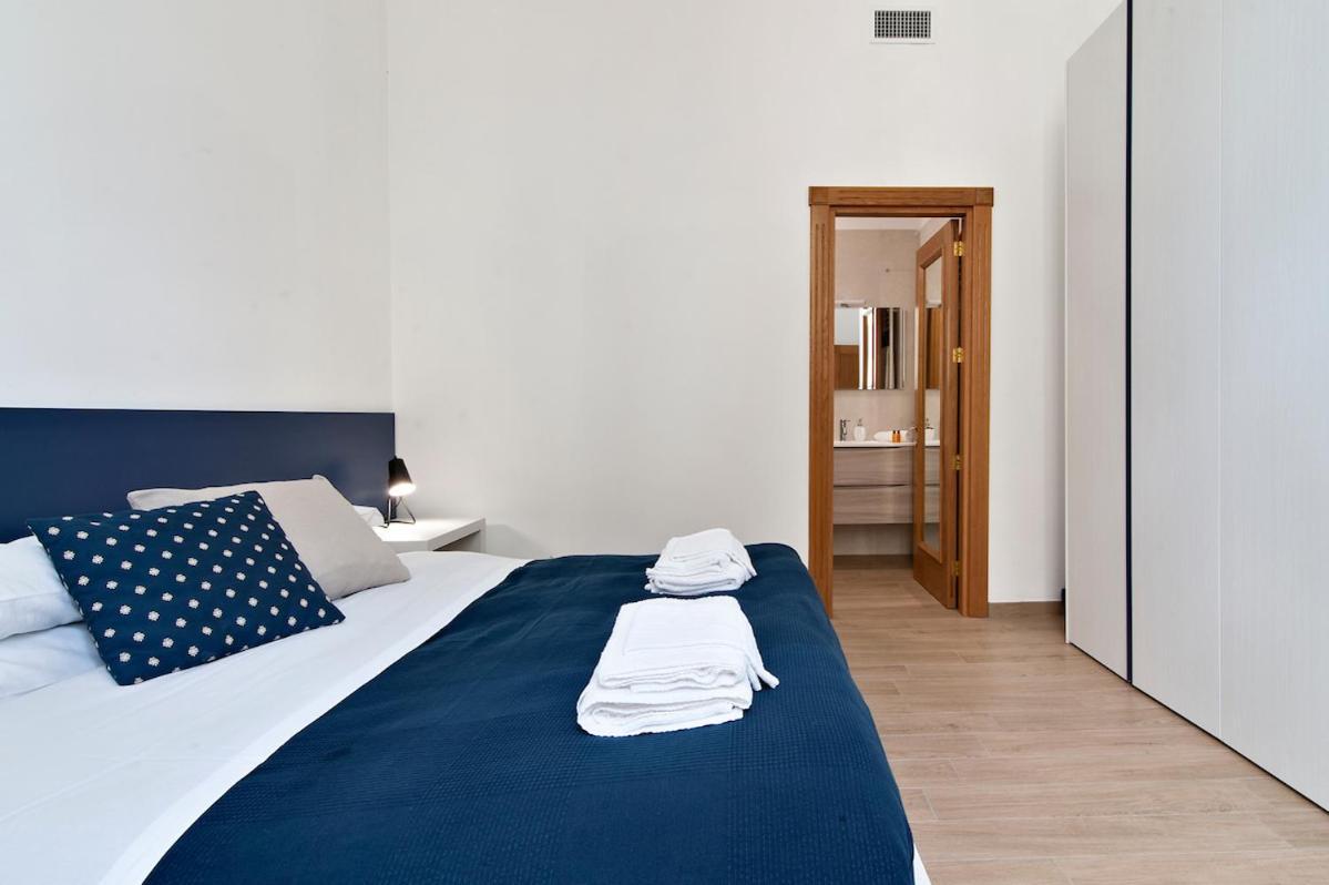 Residence De Franchis - Smart Apartments Лечче Екстер'єр фото