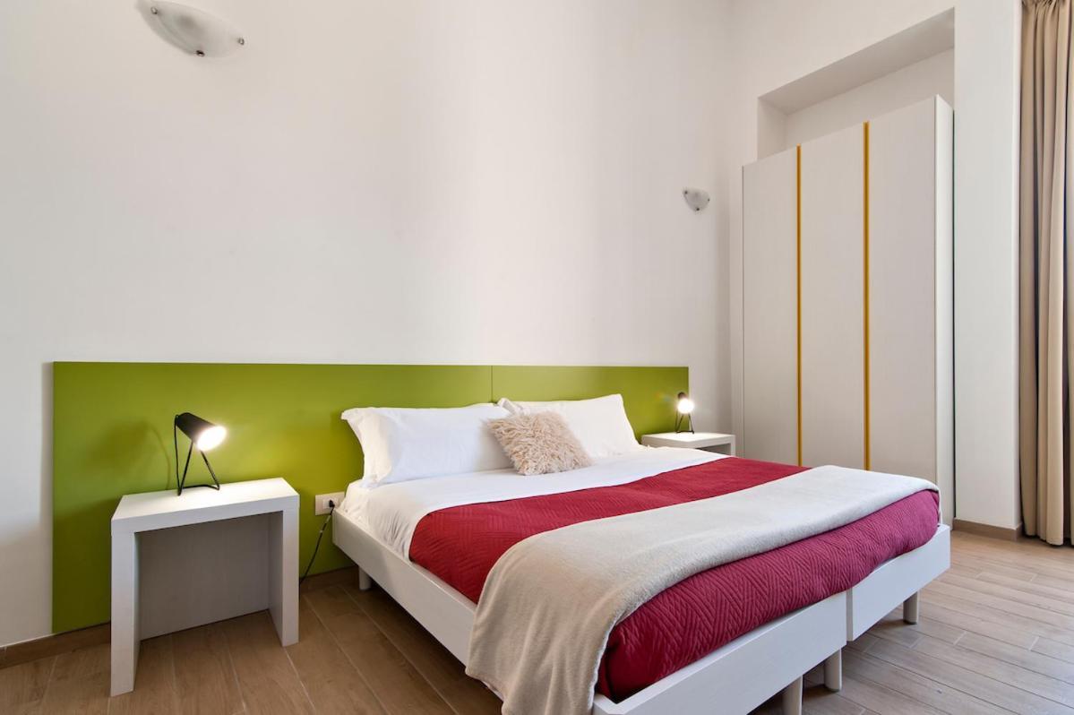 Residence De Franchis - Smart Apartments Лечче Екстер'єр фото