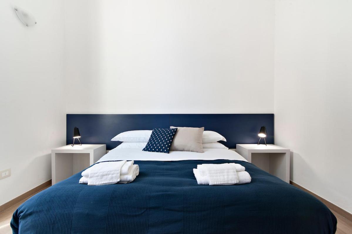 Residence De Franchis - Smart Apartments Лечче Екстер'єр фото