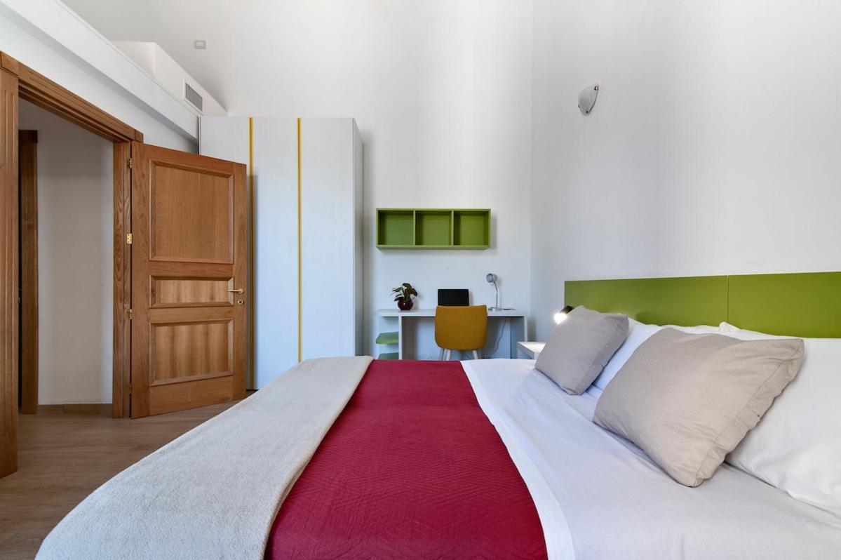 Residence De Franchis - Smart Apartments Лечче Екстер'єр фото