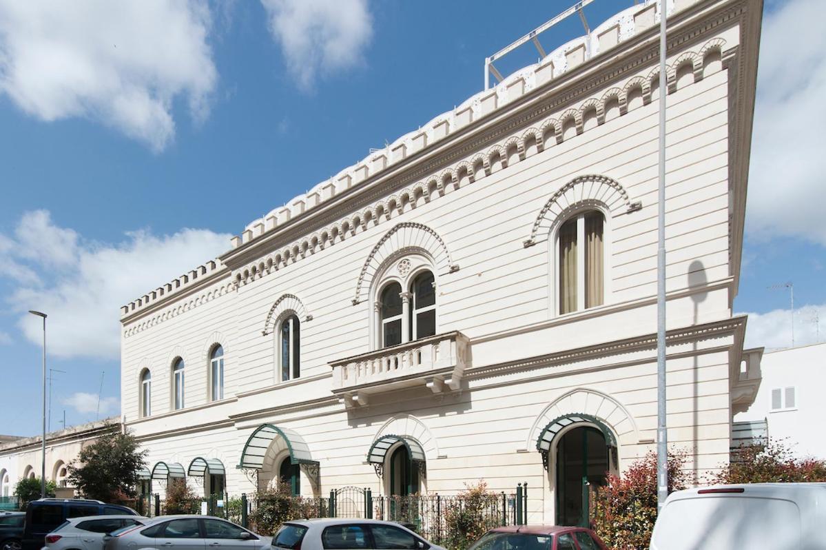 Residence De Franchis - Smart Apartments Лечче Екстер'єр фото